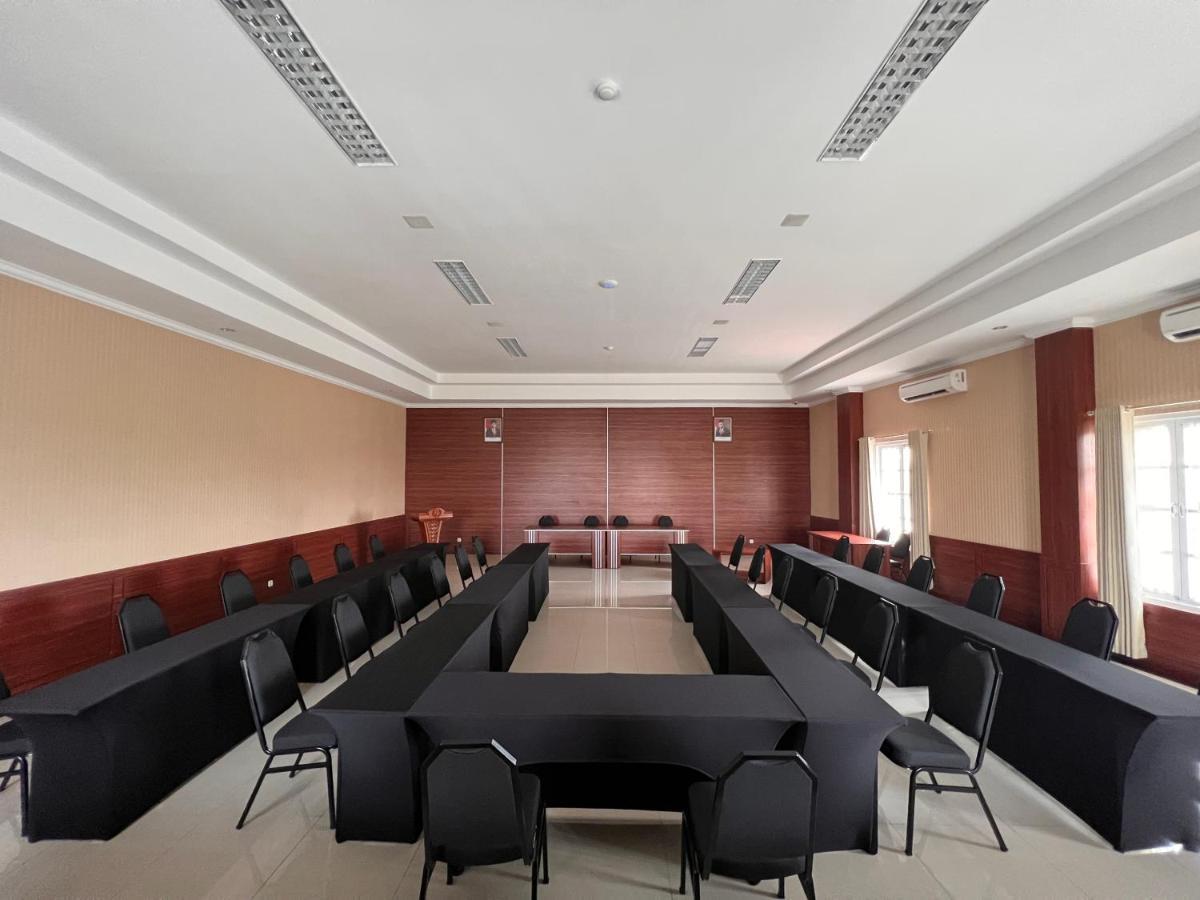 Le Semar Hotel Karawaci Dahung Exterior foto